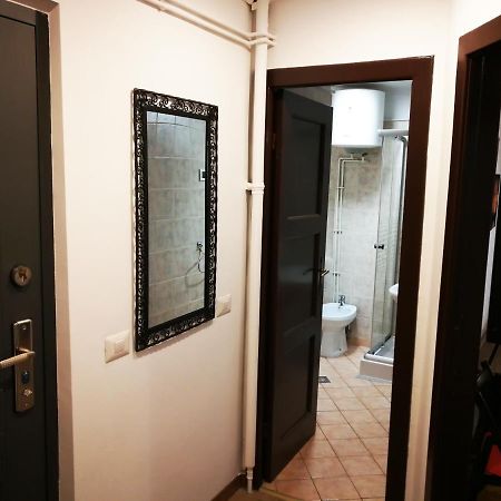 Martini Studio Apartman Bukarest Kültér fotó
